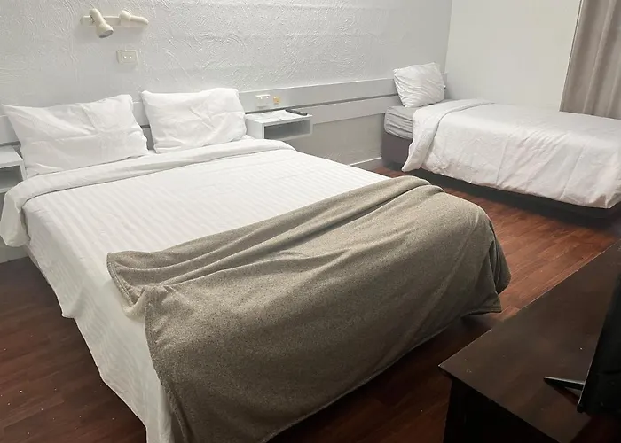 Bungalow Hotel